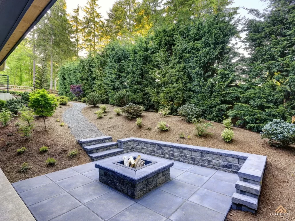 Outdoor Features