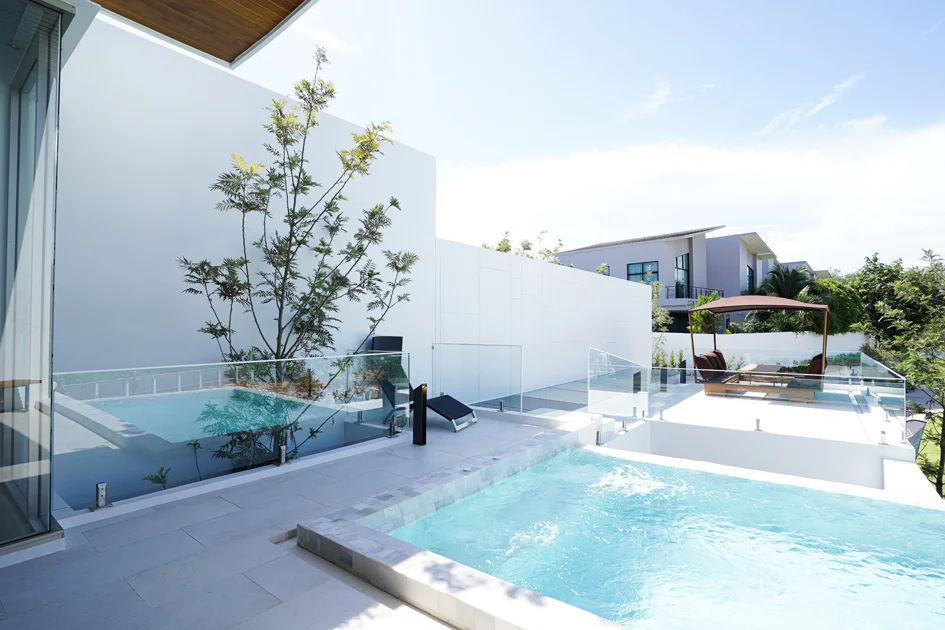 luxury villas