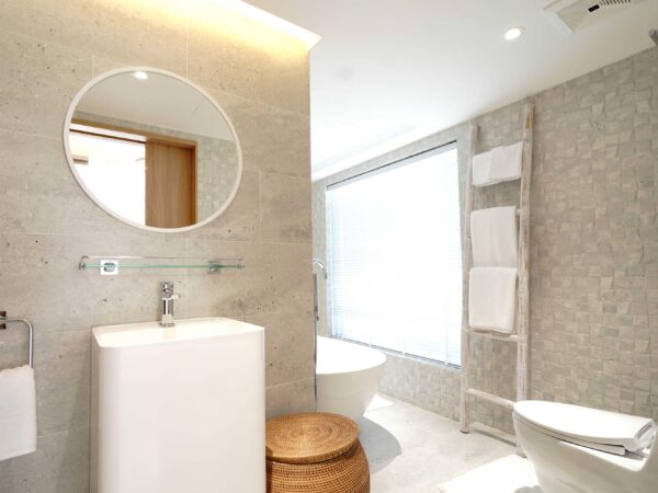 the-residence-prime-photo-1